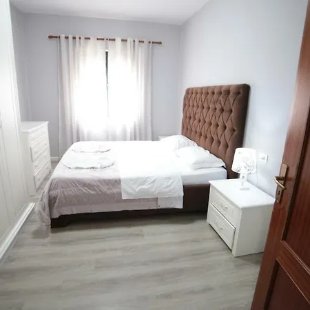 Bujtina Shqiptare * Tirana